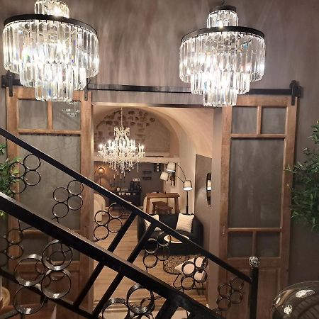 Hotel Le Patio De Sophie ซิสเตรง ภายนอก รูปภาพ