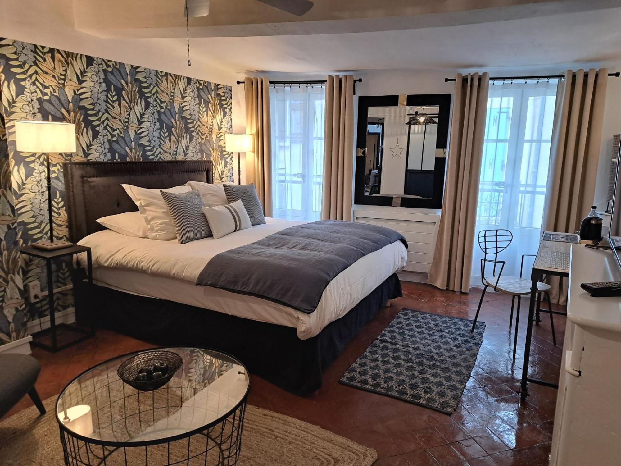 Hotel Le Patio De Sophie ซิสเตรง ห้อง รูปภาพ